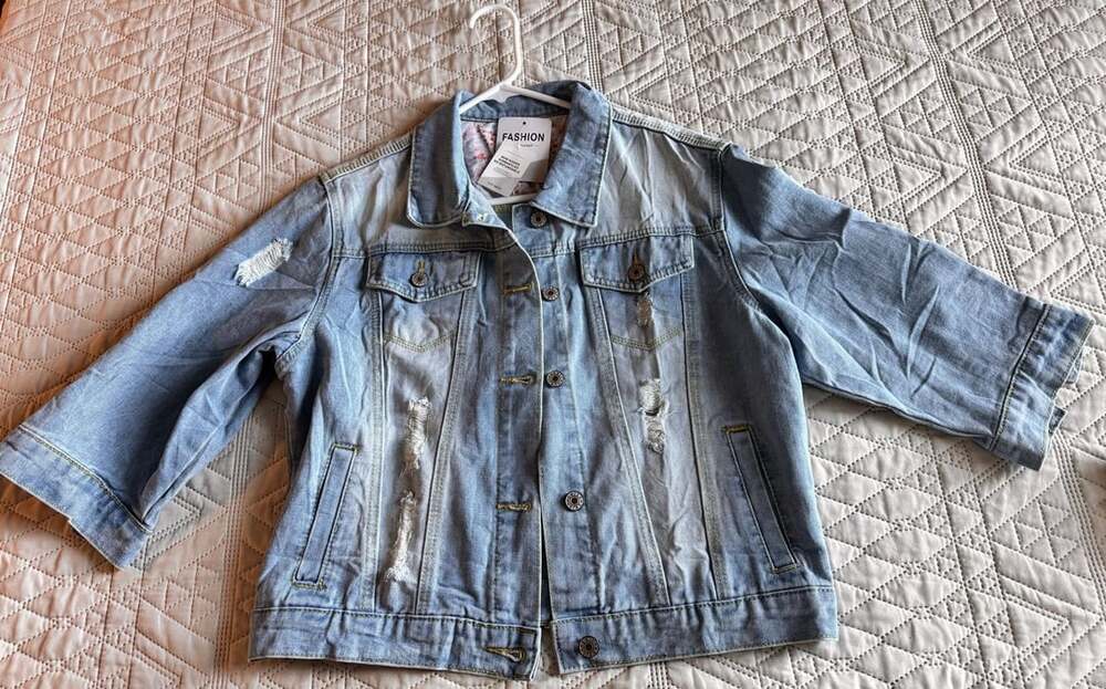 New Trend Denim Jacket Size M Light Wash Distressed Floral Lining